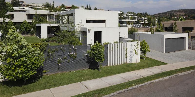 CASA LOS PEUMOS