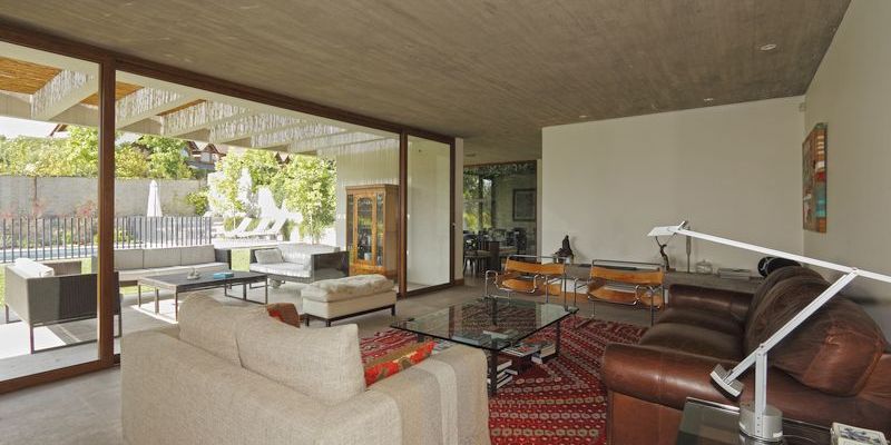 CASA LOS PEUMOS