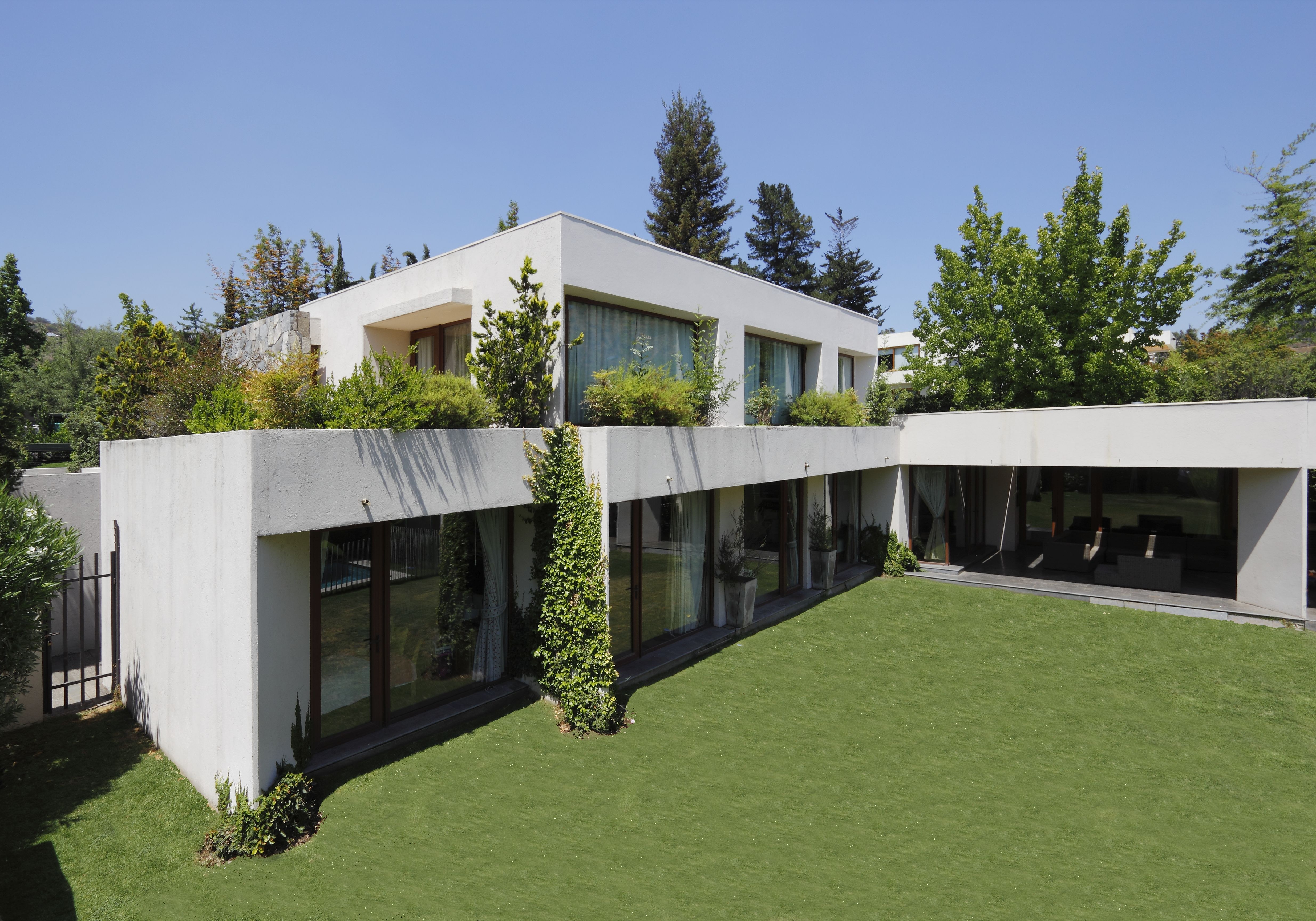 CASA ENTRE LOMAS