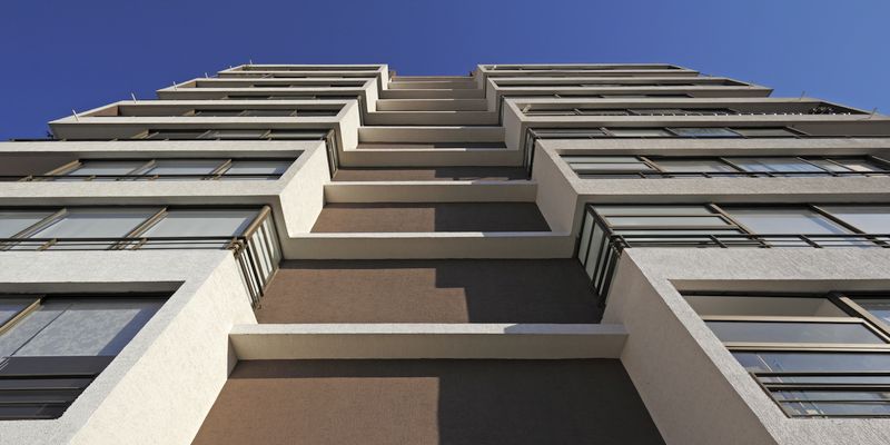 EDIFICIO RVC LOS LEONES