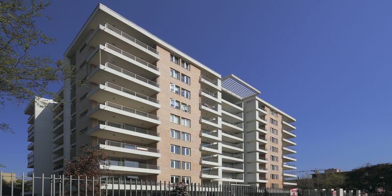 EDIFICIO LOS LEONES