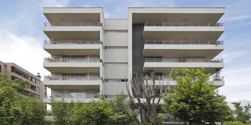 EDIFICIO MANQUEHUE